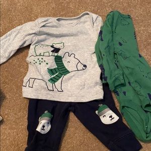 3/$20 3 month 3 piece carters outfit